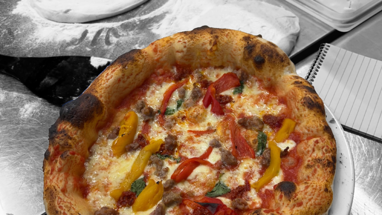 5 Reasons Why You Should Cater with Pizzas
